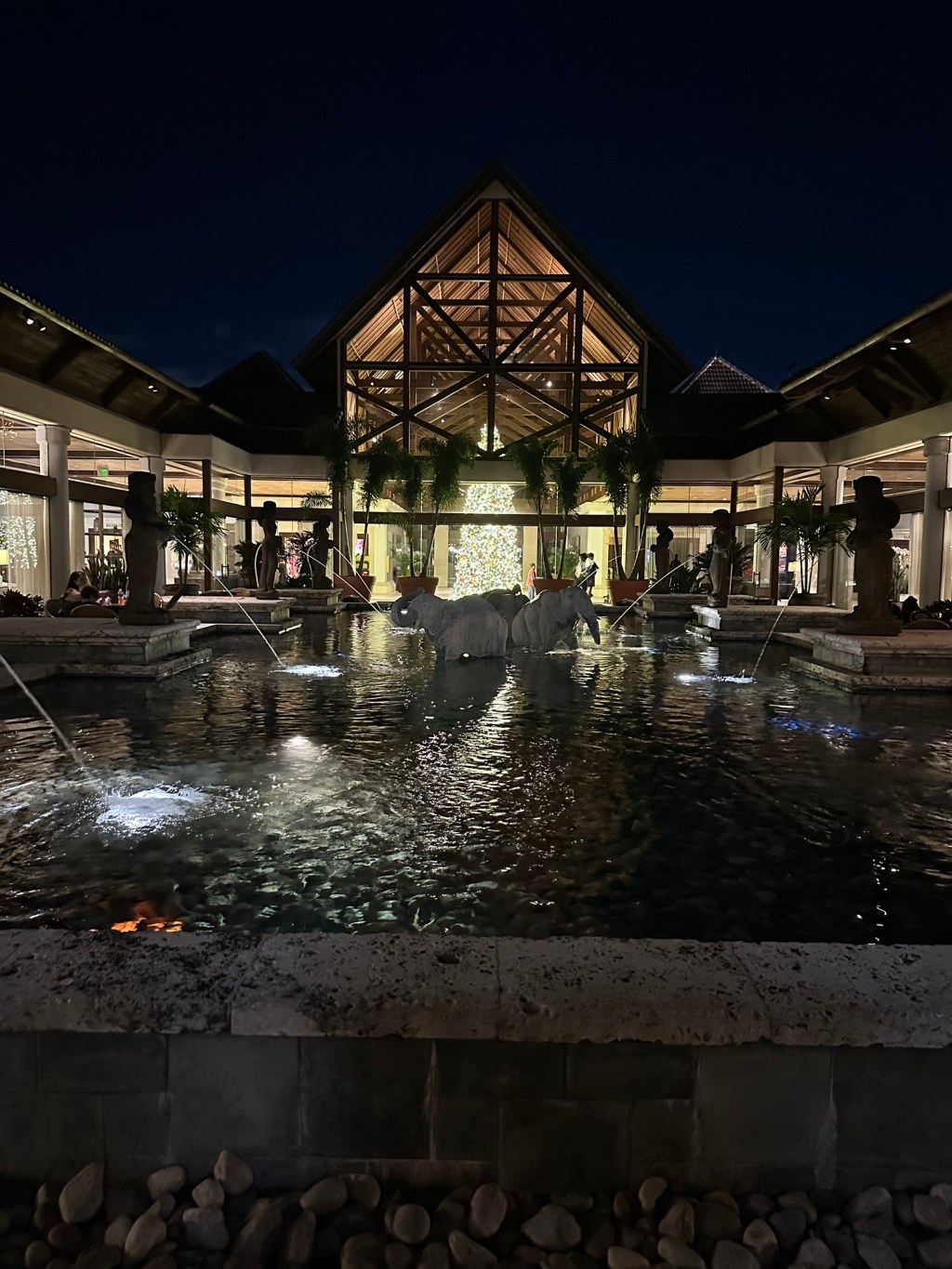 Loews Royal Pacific&nbsp;Resort